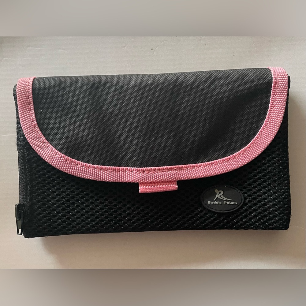 Running Buddy Buddy Pouch - Black Mesh Pink Edging Flip